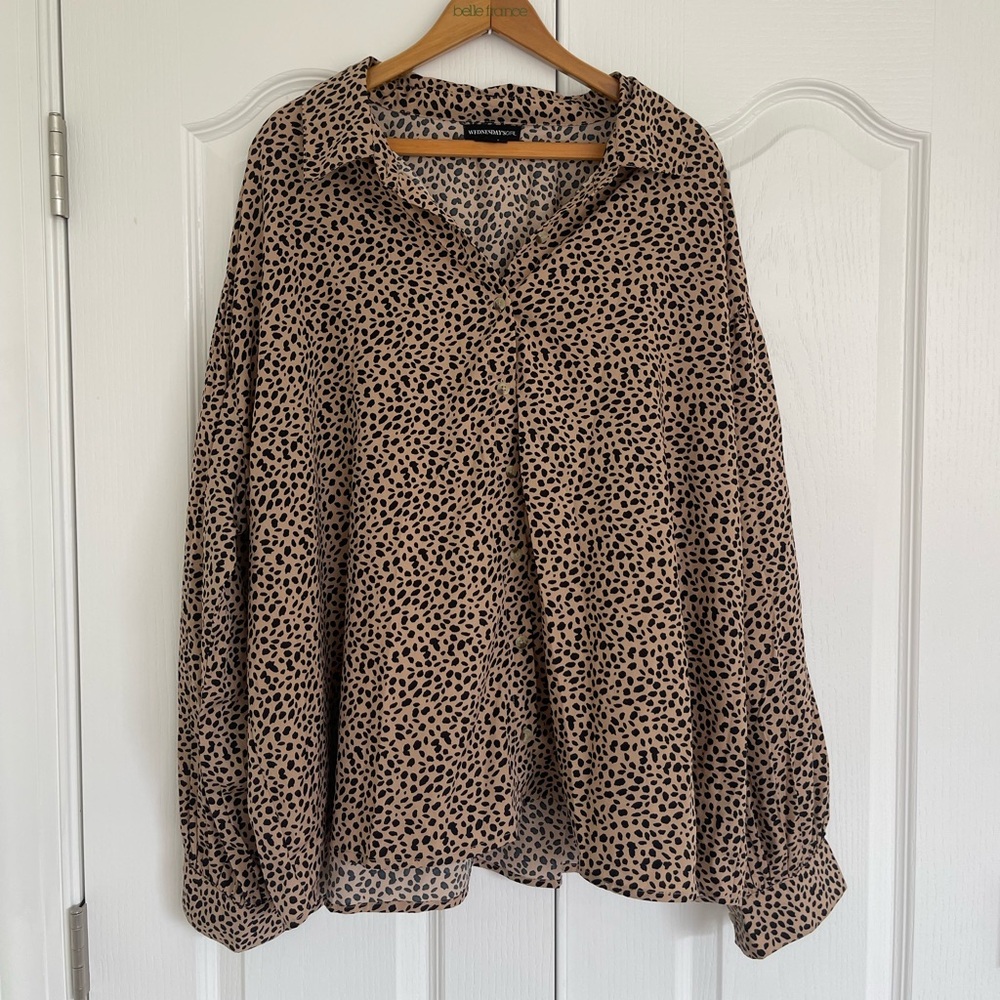 Leopard Print button down top US22